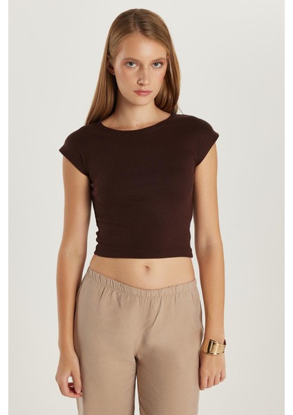 Kadın Modal Kumaş Slim Fit Dar Kesim Kısa Kollu Bisiklet Yaka Kahverengi Bluz fırsatları