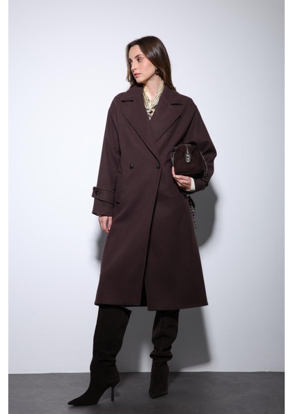 Kahve Kadın Yumuşak Dokulu Oversize Kruvaze Kaban