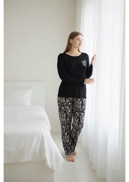 Kadın Büyük Beden Desenli Bisiklet Yaka Mevsimlik Likra Viskon Uzun Kollu Pijama Takımı indirimleri