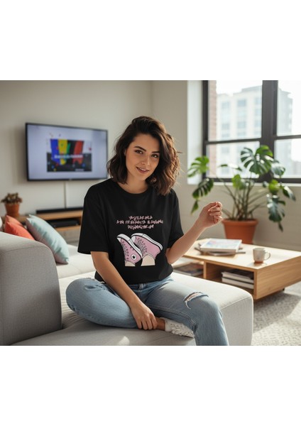 Farklı Frekans Oversize T-Shirt – Tarzı Da Düşüncesi De Özgün Siyah %100 Pamuklu modelleri