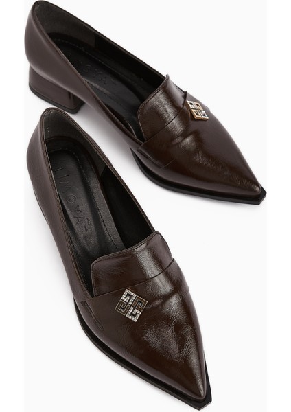 Jaklin Kahve Sivri Burunlu Alçak Topuklu Kadın Ayakkabı modelleri