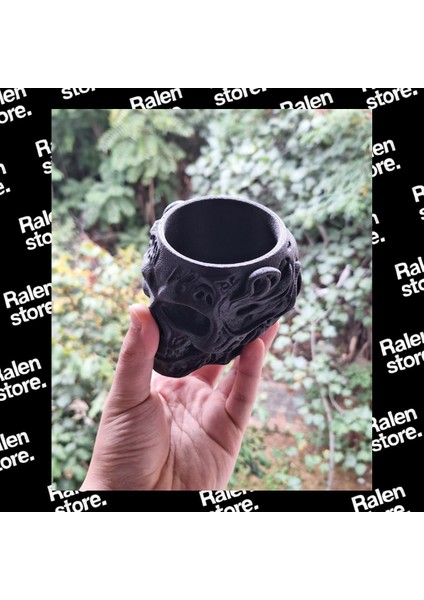 Gotik Siyah Kafatası Temalı Kalemlik | 10CM | Siyah ( Yüksek Kalite 3D Baskı Pla )