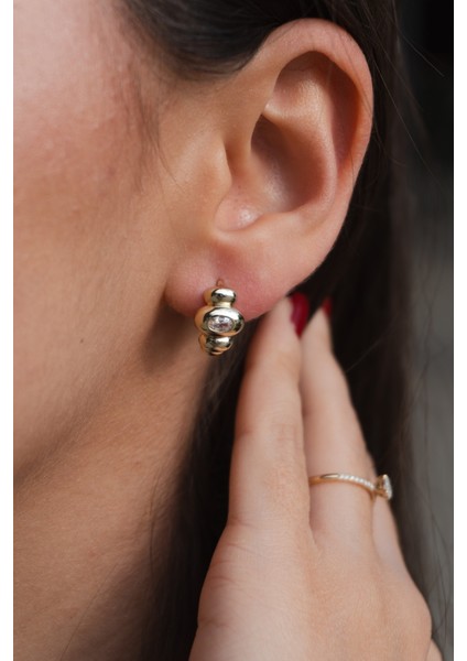 Zirkon Taşlı Minimal Çelik Küpe modelleri