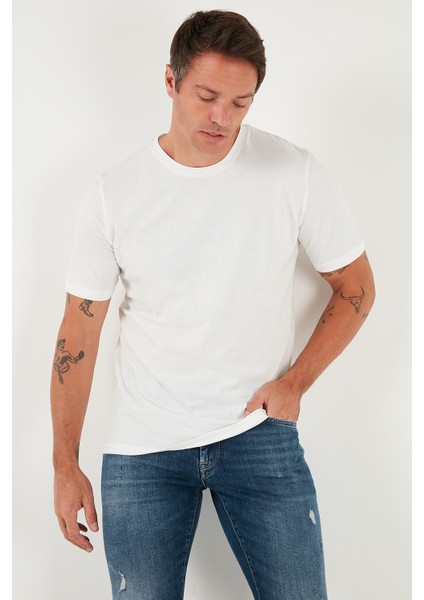 Yazı Detaylı Pamuklu Regular Fit Bisiklet Yaka T Shirt Erkek T Shirt 59020203 indirimleri