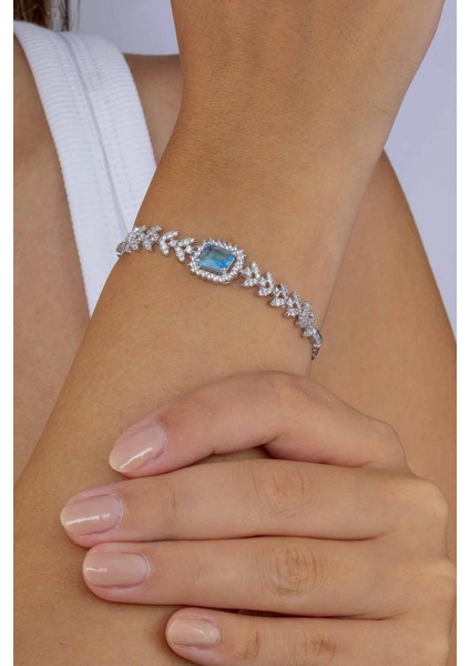 Pırlanta Montür Aqua Taşlı Gümüş Bileklik