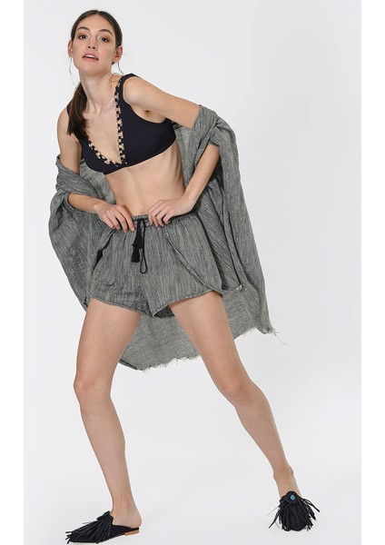 Püskül Detaylı Yanları Detaylı Mini Şort Standart Renk Y1965118_089