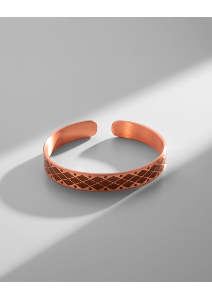 Eşkenar Motifli ve Dua Işlemeli Bakır Bilezik (Zeolit Taşı) fırsatları