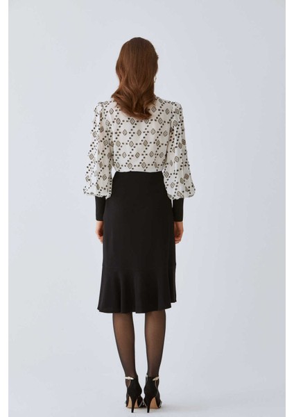 Taş Detaylı Volanlı Kadın Etek Siyah K2015125_001 fırsatları