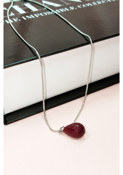 Yakut Doğal Taşı Zincirli El Yapımı Kolye Uç: 1,5 cm Zincir: 20 cm Kutulu modelleri