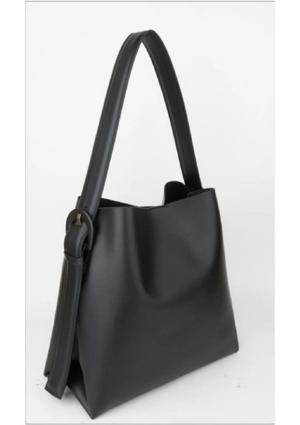 Iki Kenarı Kemer Tokalı Kol Çantası