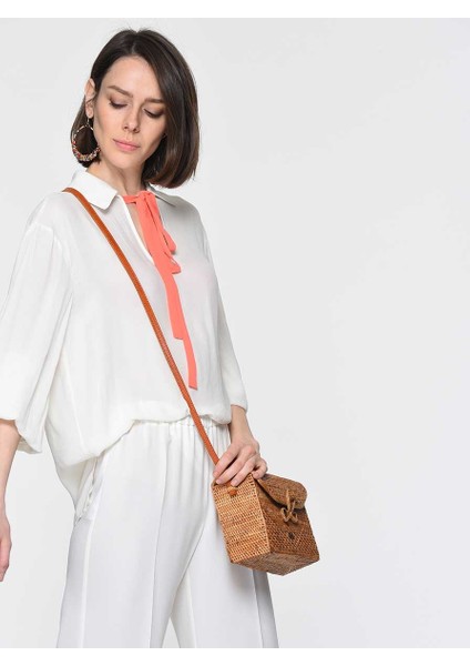 Kol Ve Yaka Detaylı Bluz Krem Y1913009_047 fiyatları