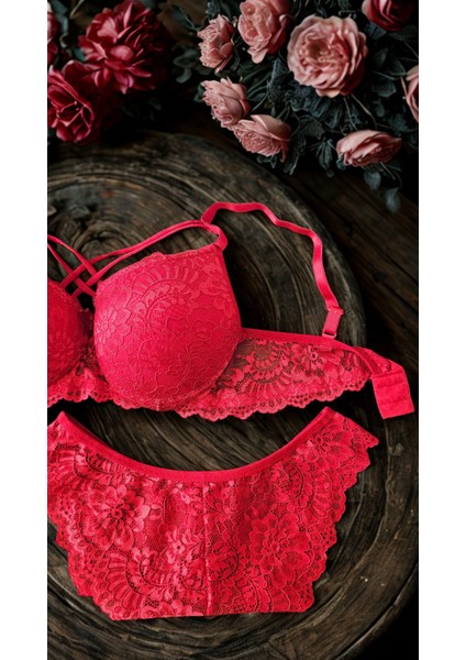 Kadın Dolgulu Destekli Balenli Sütyen Külot Takım modelleri