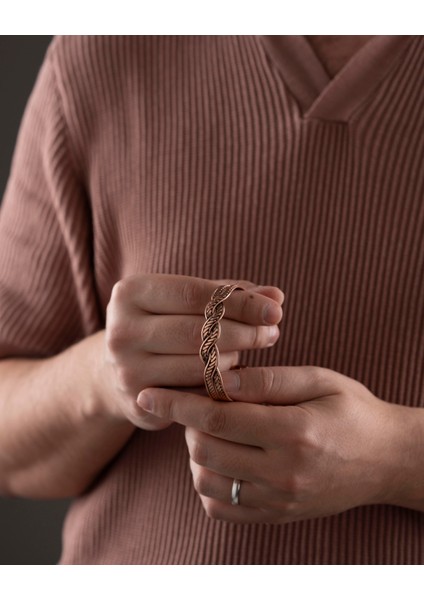Burgu Yaprak Desenli Manyetik Bakır Bilezik fırsatları