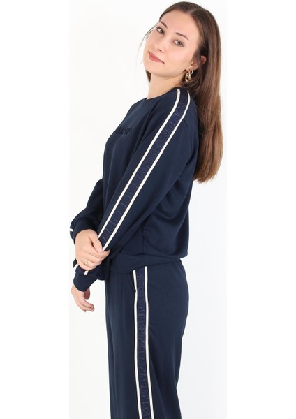 2691 Rajp Rajp Kolu Alt Kenarları Yazılı O Yaka Osho Takım