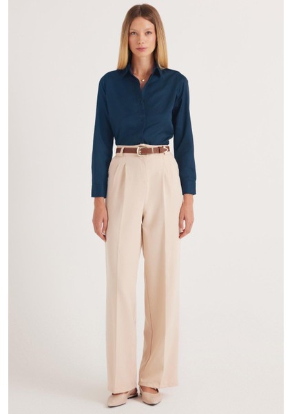 Kadın Slim Fit Dar Kesim Vucüda Oturan Uzun Kollu Lacivert Basic Gömlek fırsatları