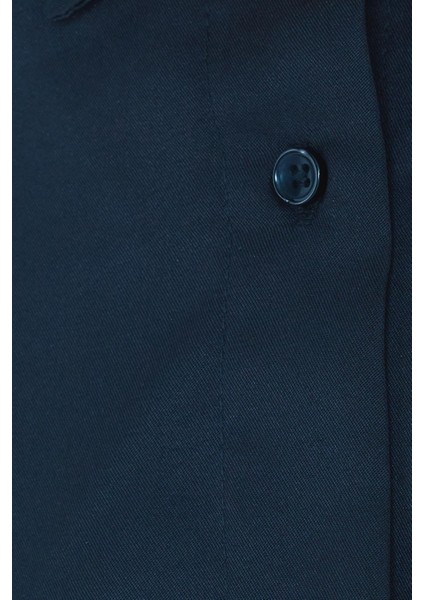 Kadın Slim Fit Dar Kesim Vucüda Oturan Uzun Kollu Lacivert Basic Gömlek