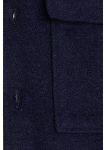 Kadın Relax Fit Rahat Kesim Cepli Düz Apaş Yaka Lacivert Mont Gömlek