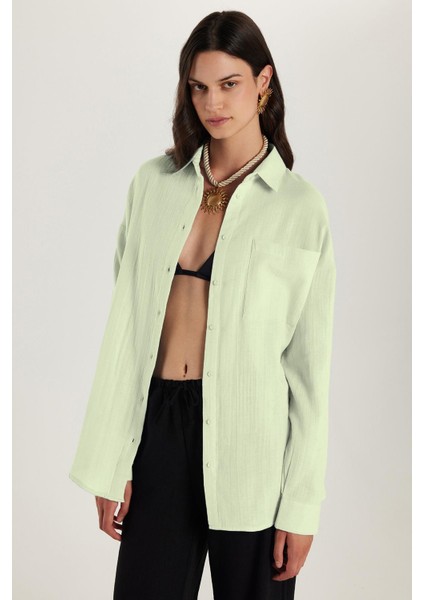 Kadın Oversize Geniş Kesim %100 Pamuk Müslin Kumaş Uzun Kollu Cepli Dokulu Açık Mint Gömlek fiyatları