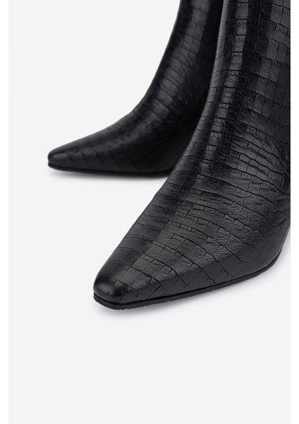 Kadın Hakiki Deri Siyah Kroko Klasik Bot 33 4005 Bn Bot SK25-26 Sıyah Kroko modelleri