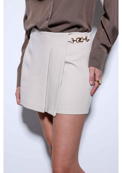 Taş Pileli Zincir Detaylı Şort Etek modelleri