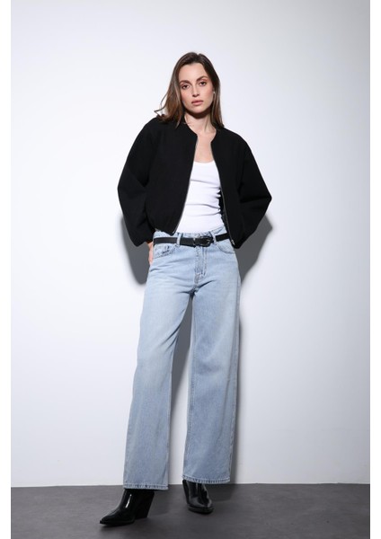 Siyah Bel Lastikli Crop Kadın Mont fiyatları