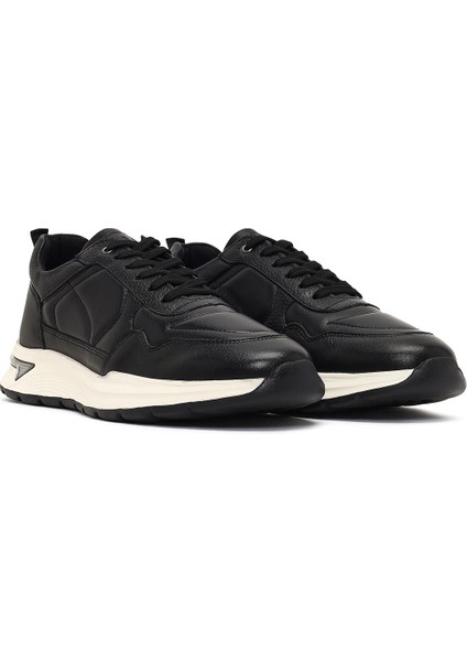 Erkek Siyah Bağcıklı Kalın Tabanlı Deri Sneaker 25WFD675118 modelleri