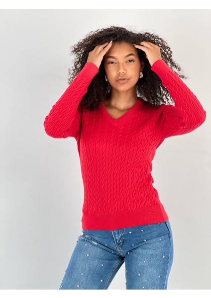 Kadın V Yaka Saç Örgü Desenli Kırmızı Triko Kazak indirimleri