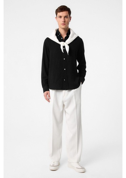 Siyah Keten Karışımlı Yaka Düğmeli Erkek Gömlek fiyatları