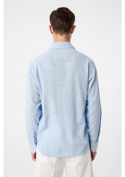 Mavi Relax Fit Dokulu Erkek Gömlek indirimleri