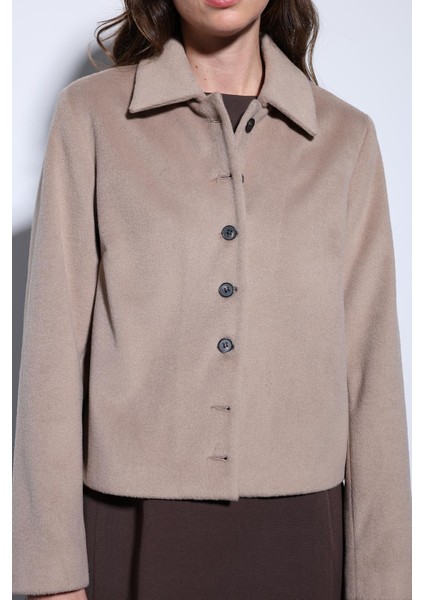 Bej Gömlek Yaka Kısa Kaşe Ceket indirimleri