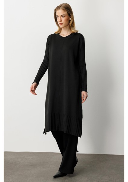 Ribana Detay Yırtmaçlı Triko Tunik-Siyah fırsatları