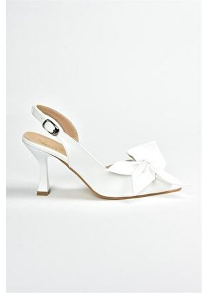 Kadın Beyaz Topuklu Ayakkabı Suni Deri ve Neolit Taban Detaylarıyla