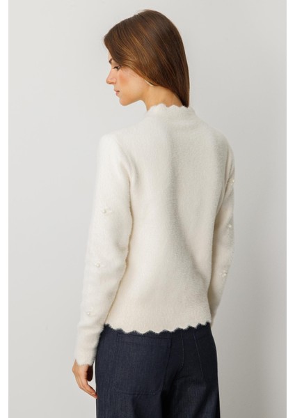 Boncuk Detaylı Triko Hırka-KREM