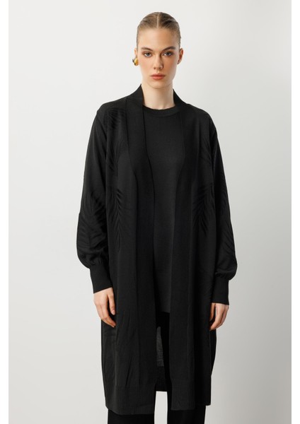 Yaprak Desenli Uzun Triko Hırka-Siyah