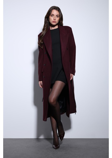 Bordo Kemerli Kruvaze Kadın Kaban modelleri