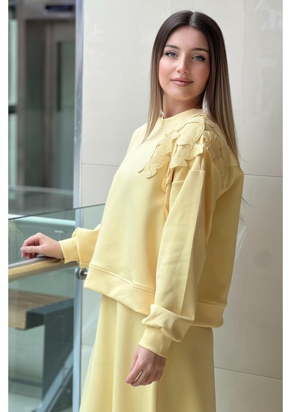 4871 Alaera Nakışlı Bluzlu Takım modelleri