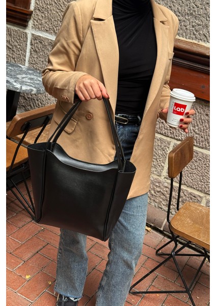 Lagraccio Paris Kadın Carrie Salaş Omuz Çantası Siyah fiyatları