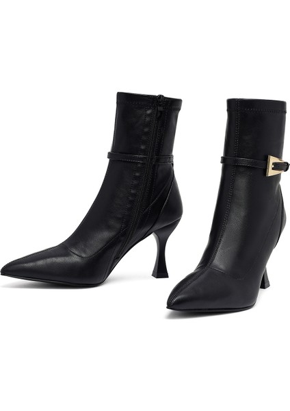 Kadın Siyah Fermuarlı İnce Topuklu Bot 25WFE402114 modelleri