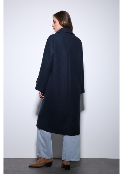 Lacivert Kadın Yumuşak Dokulu Oversize Kruvaze Kaban