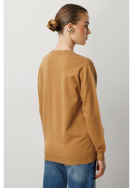 V Yaka Angora Triko Kazak-Camel