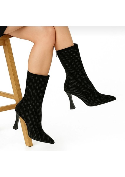 Kadın Siyah Komple Ithal Taşlı Sivri Burun Ince Topuklu Bot modelleri