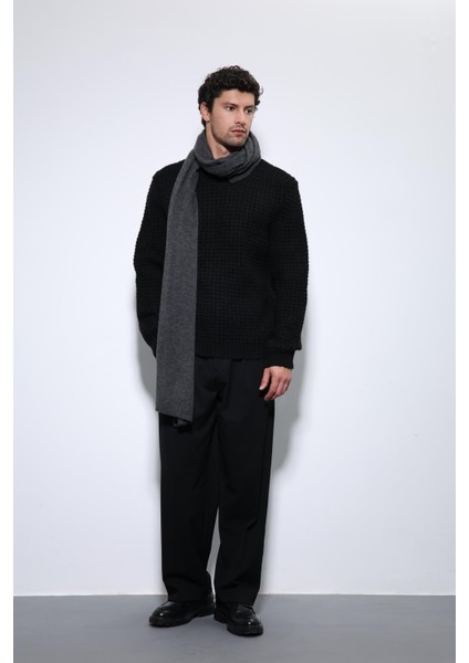 Siyah Örme Dokulu Erkek Kazak