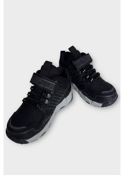 Kaydırmaz Taban Cırtlı Spor Çocuk Bot Siyah fırsatları