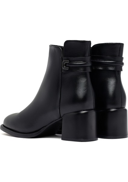 Kadın Siyah Fermuarlı Kalın Topuklu Bot 25WFE402018