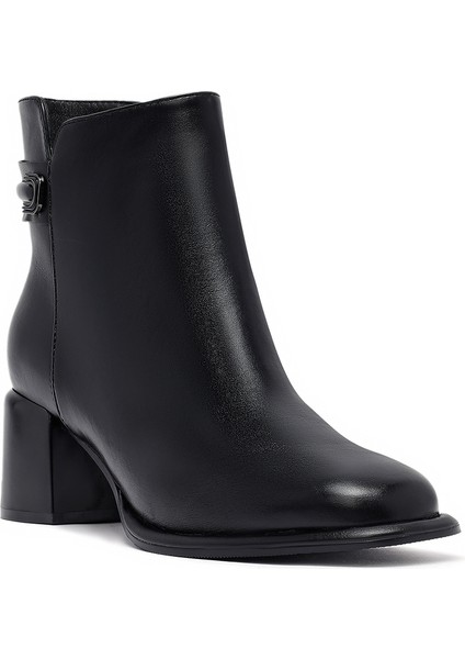 Kadın Siyah Fermuarlı Kalın Topuklu Bot 25WFE402018