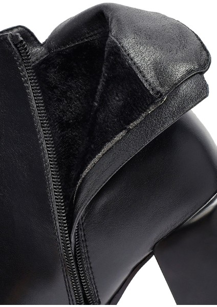 Kadın Siyah Fermuarlı Kalın Topuklu Bot 25WFE402018