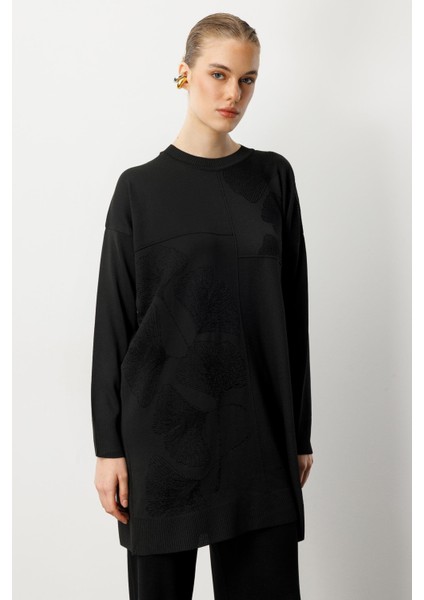 Simli Çiçek Detaylı Triko Tunik-Siyah