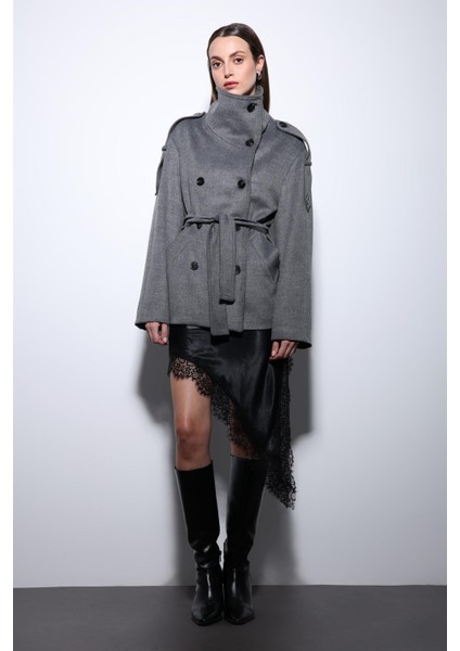 Gri Dik Yaka Kruvaze Kadın Kaban fiyatları