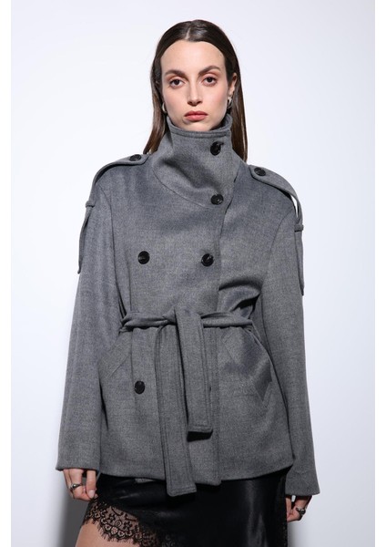 Gri Dik Yaka Kruvaze Kadın Kaban fırsatları