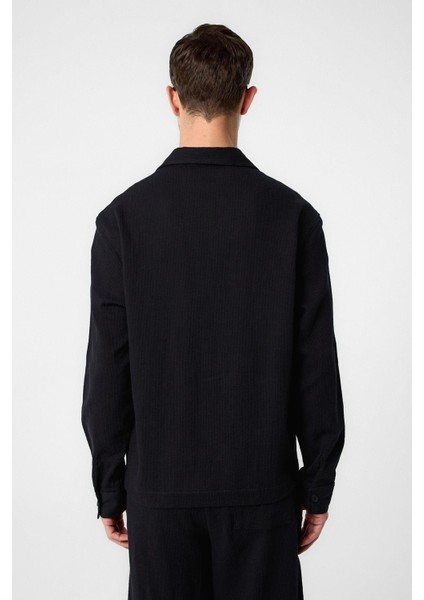 Siyah Dokulu Erkek Gömlek